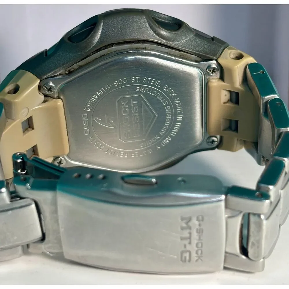 Casio G-Shock MTG-M900DA-8 Heavy Duty Digital Watch